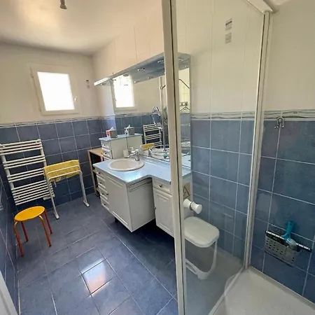 Holiday home Charmante Maison Climatisee Avec Piscine Draguignan